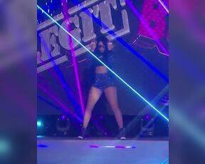 WWE - Sasha Banks sexy entrance dance