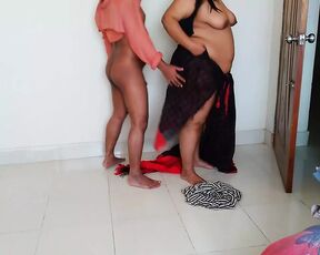 Sasurji ne apni Bete ki bahu ki sht kia kand (Desi 35y old BBW bhabhi fucked by father-in-law while wearing saree & Bra)