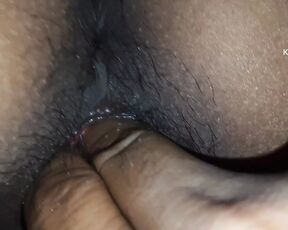 Desi chut ka pani nikala. Indian squirter