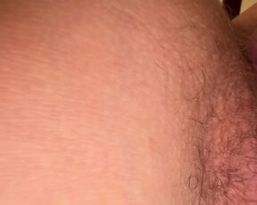 I want to sit on your face with my dirty hairy pussy